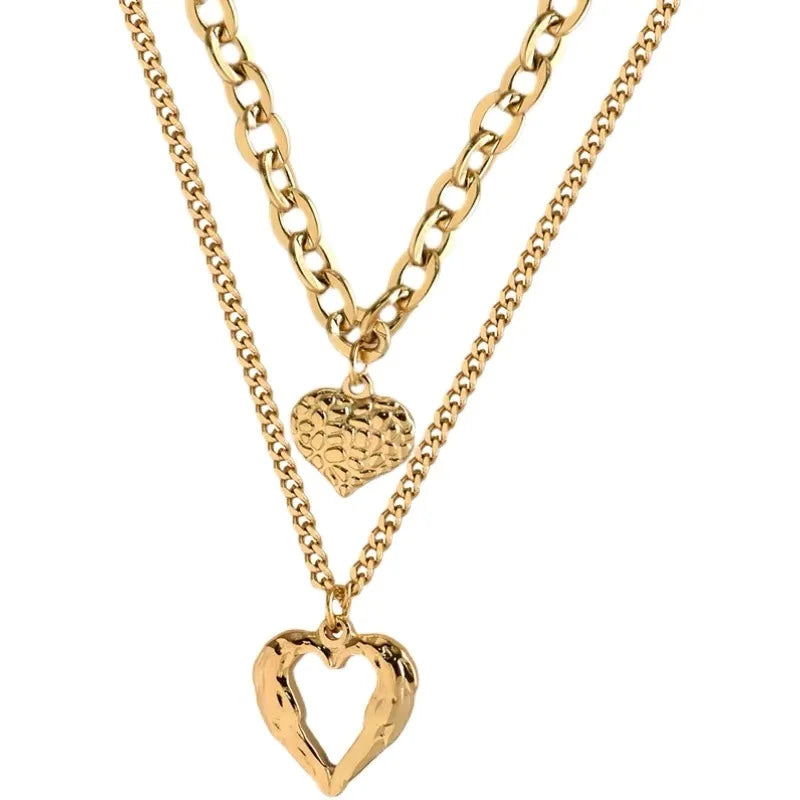 Colar Delicado com 2 Corações Banhado a Ouro 18K – Presente de Luxo para Mulheres