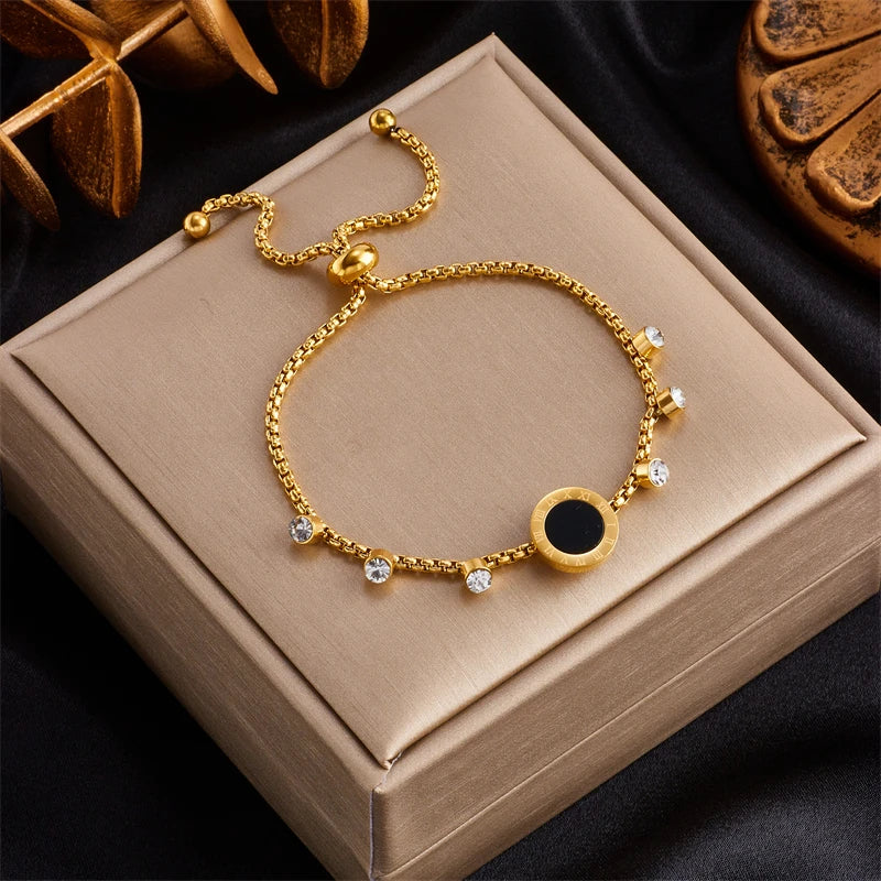 Pulseira Feminina Luxo com Banho de Ouro 18K – Design Moderno e Charmoso | Tendência 2025 Luxaea