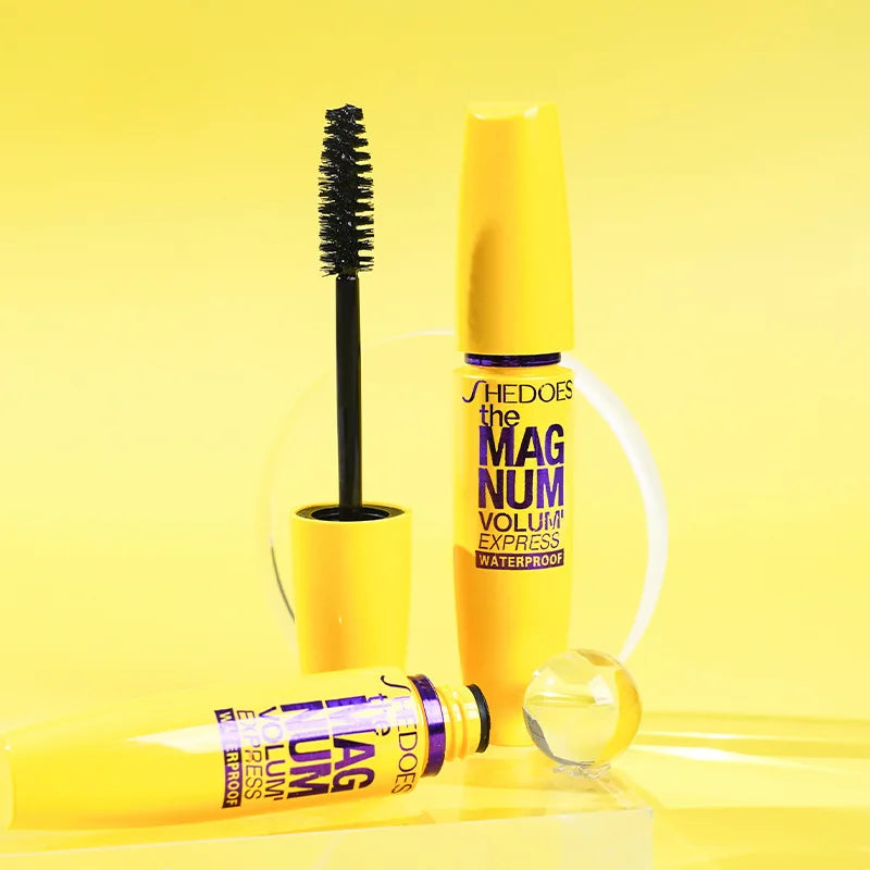 Máscara de Cílios Olhar Itenso 4D – Volume, Alongamento, Curvatura e À Prova d’Água com Fibras em Líquido