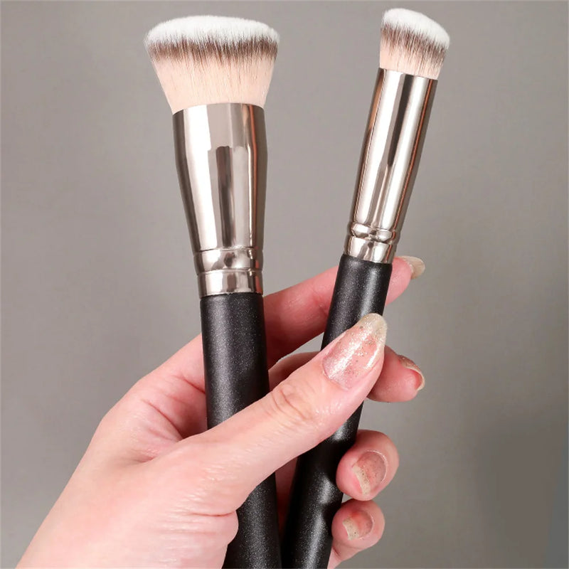 Pincéis de maquiagem profissional Lux (base, corretivo, angular)
